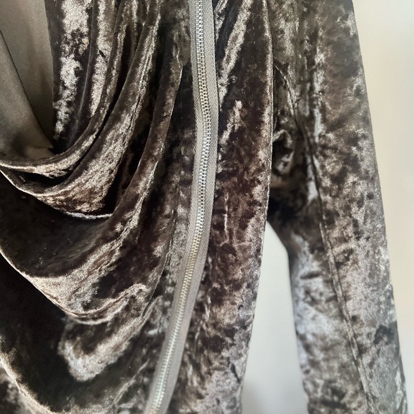 Blank NYC - Picture 8 of 17